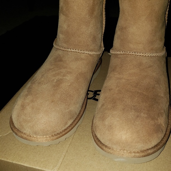 UGG Other - UGG Classic Short II Boot (Big Kid)